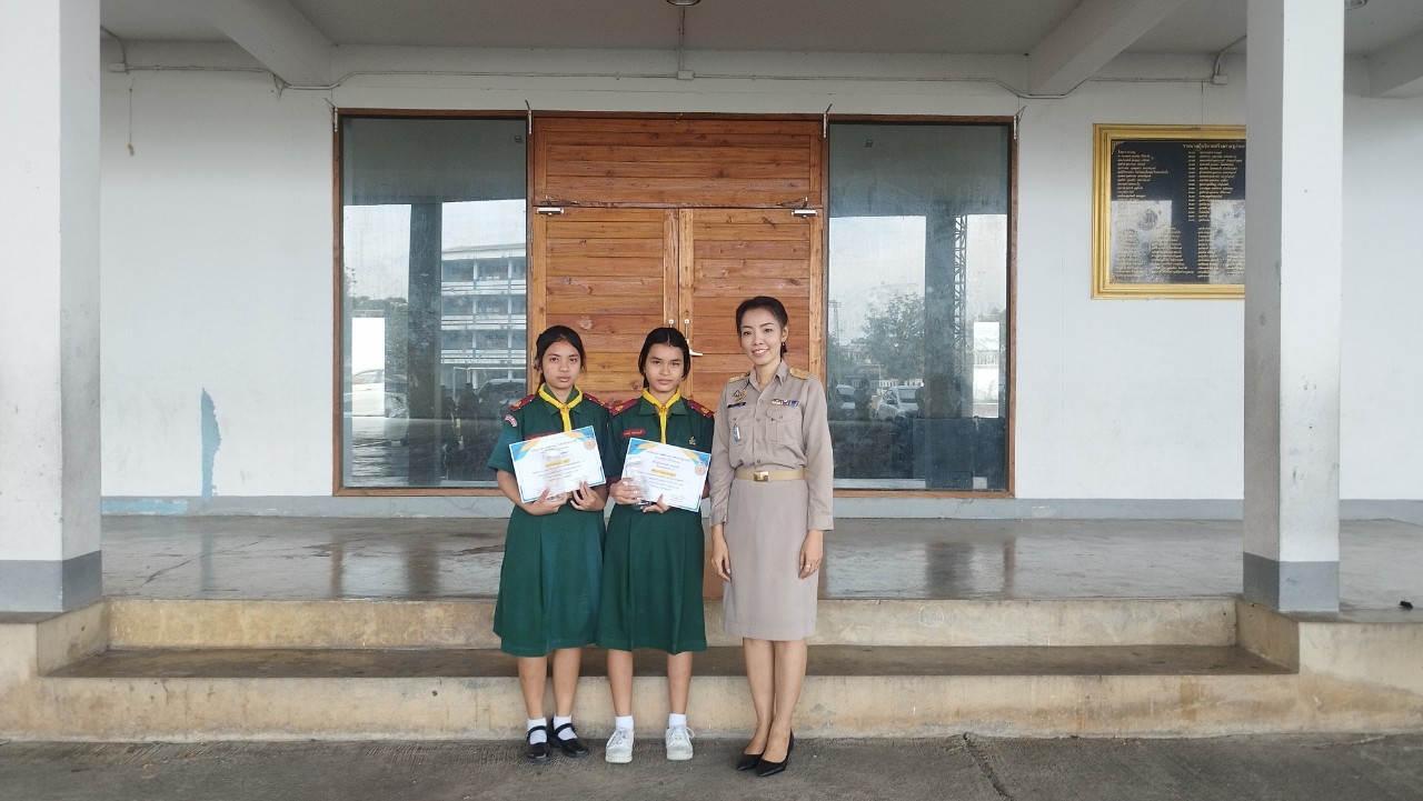 LINE_ALBUM_โครงการคุณธรรมในโรงเรียน_241212_17.jpg